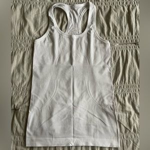 LuLuLemon Swiftly Tech Tank